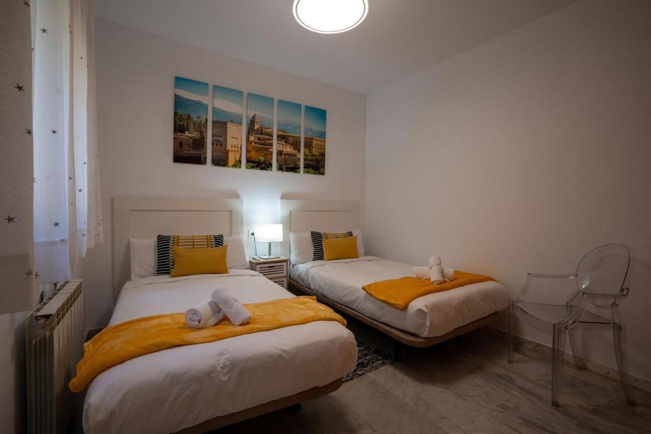 Reina Aixa- Apartamento Centro Гранада Екстериор снимка